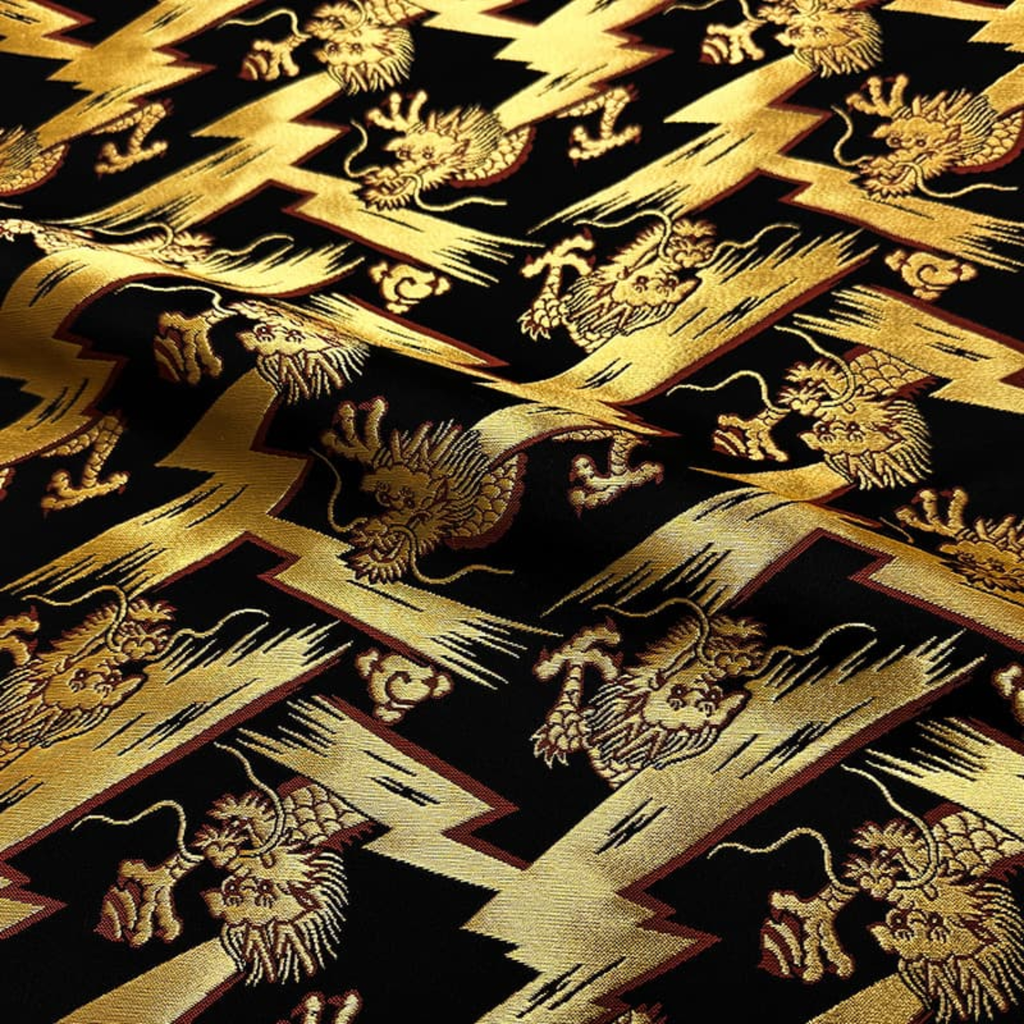 Lightning Dragon Ascendant