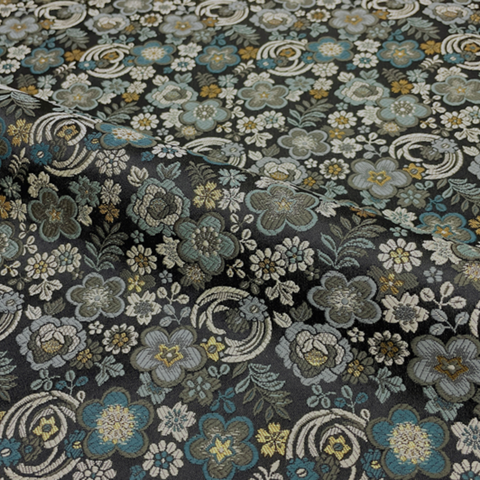 Floral Medallion with Small Blossoms (Sample)