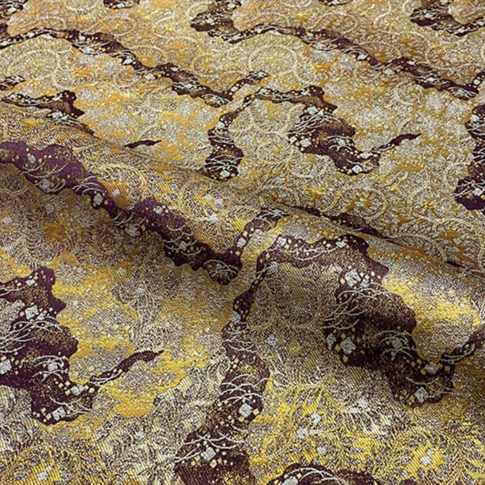 Vine Motif on Layered Pattern