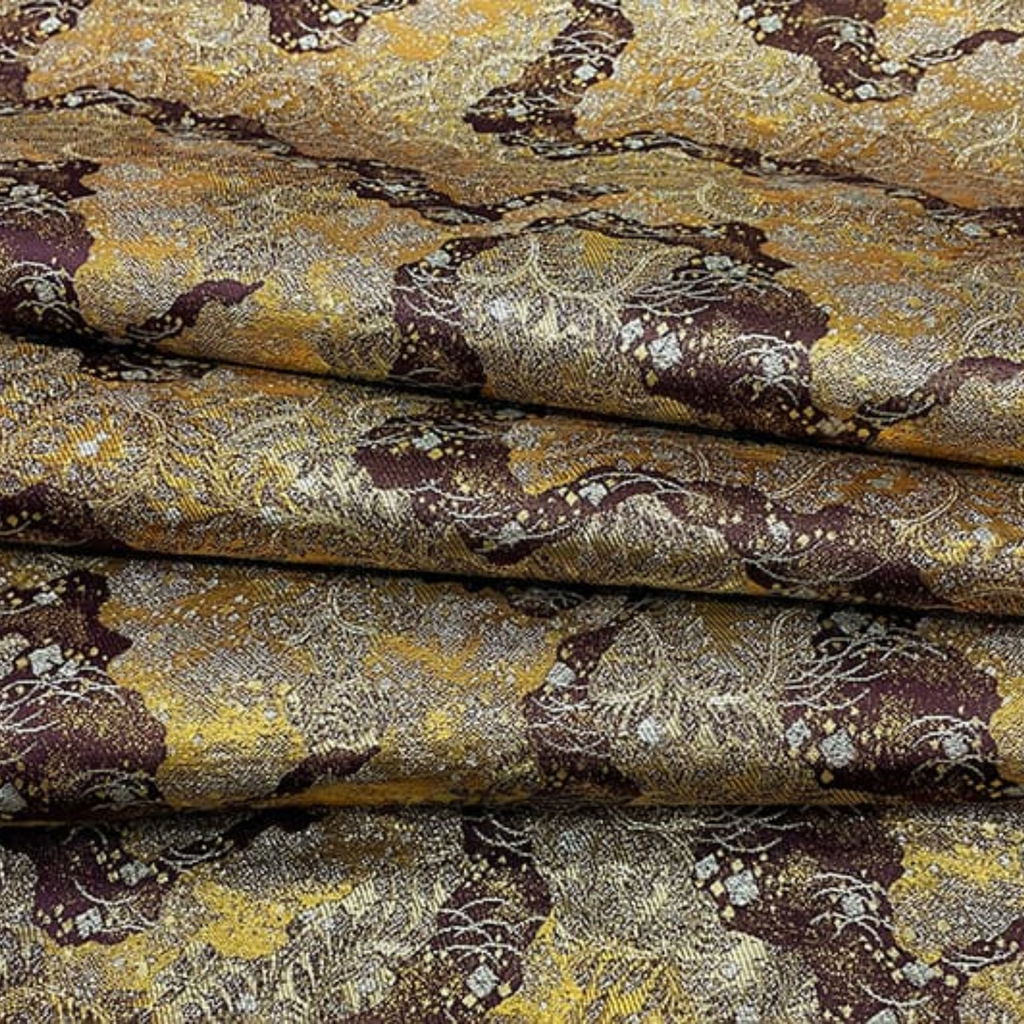 Vine Motif on Layered Pattern