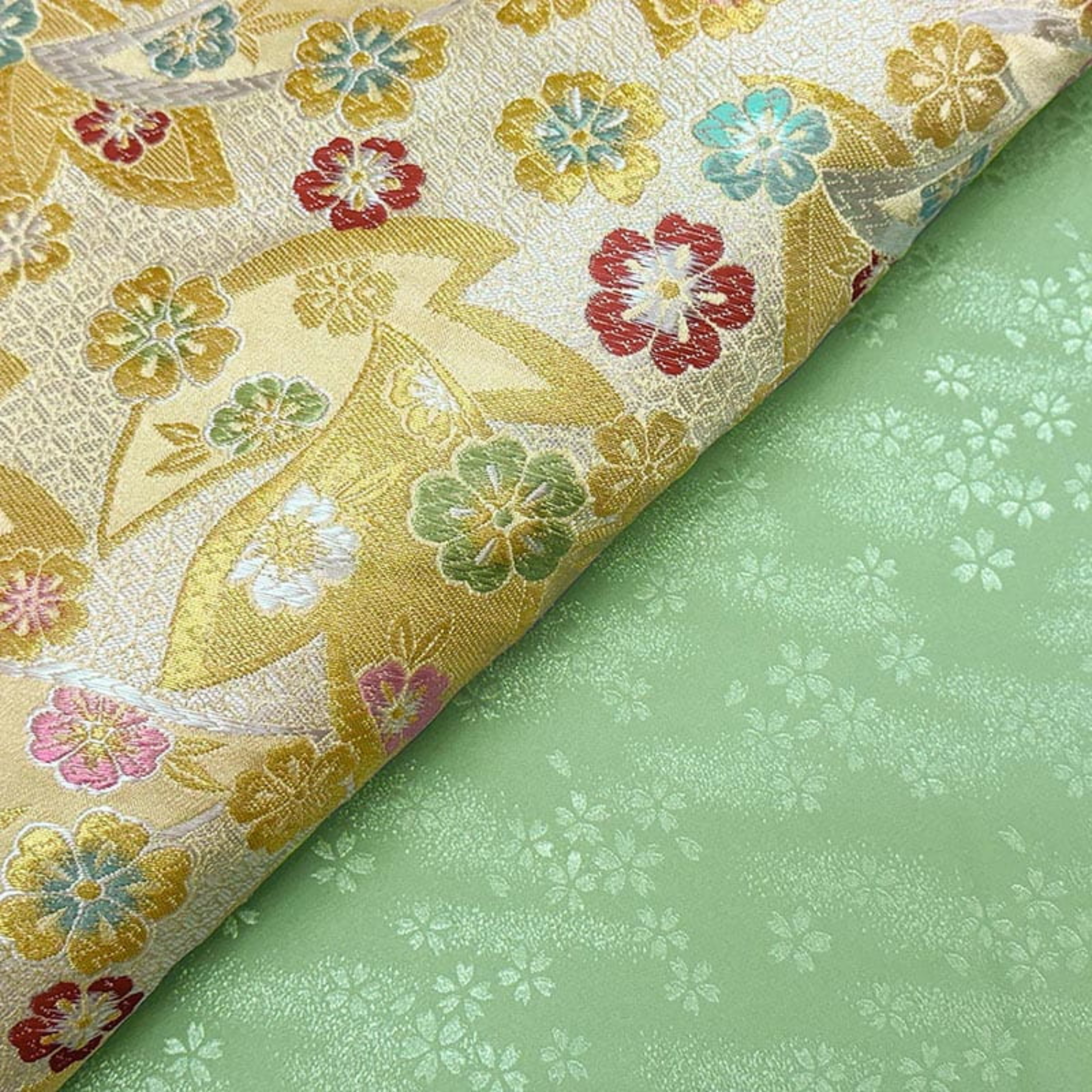 Sakura Harmony Lattice (Gold)