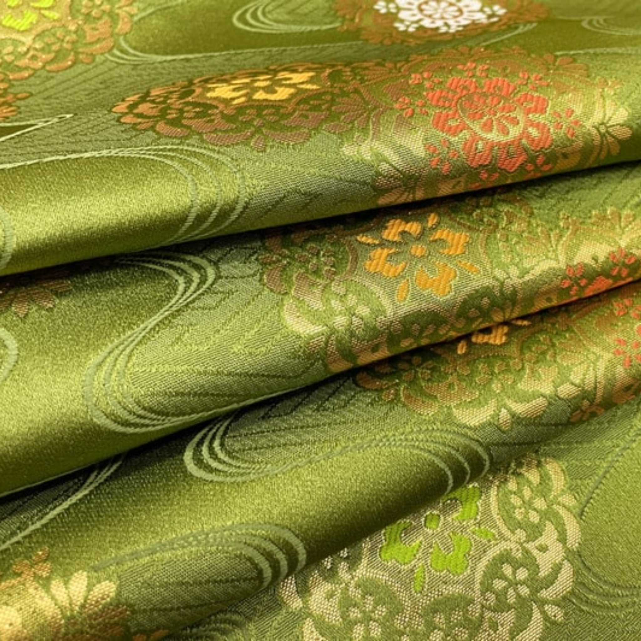 Flowing Water & Floral Motif on Geometric Ground