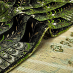 Luminous Floral Stream (Green)
