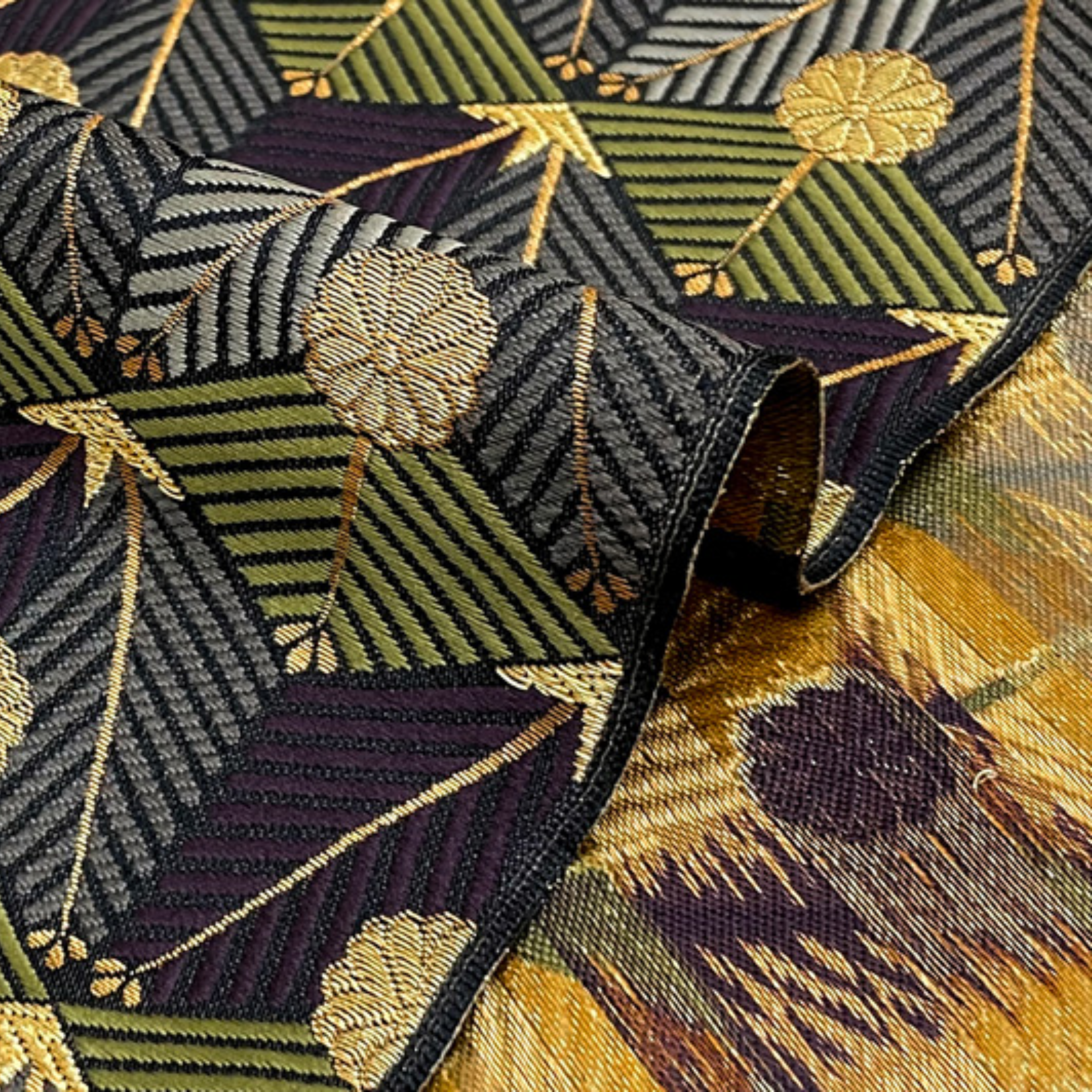 Young Pine Diamond Pattern