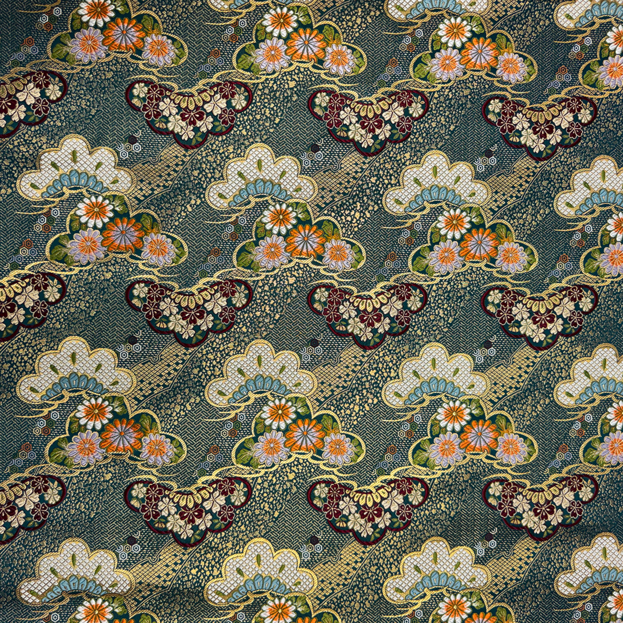 Pine Blossom Grandeur